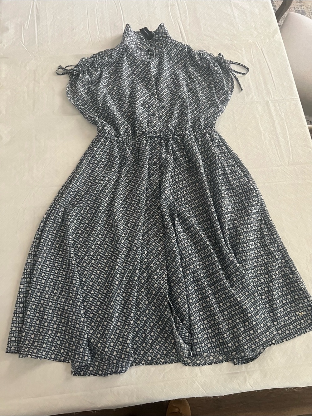 NWT Tommy Hilfiger Blue Monogram Button Front Sheer Midi Dress L Preppy Workwear